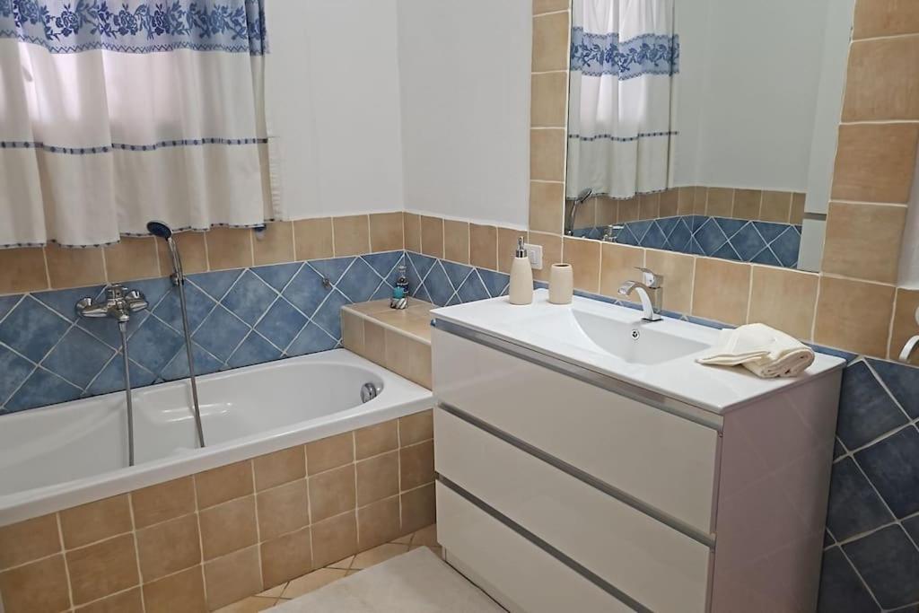 Attico Anais Apartment Loiri Porto San Paolo Bagian luar foto